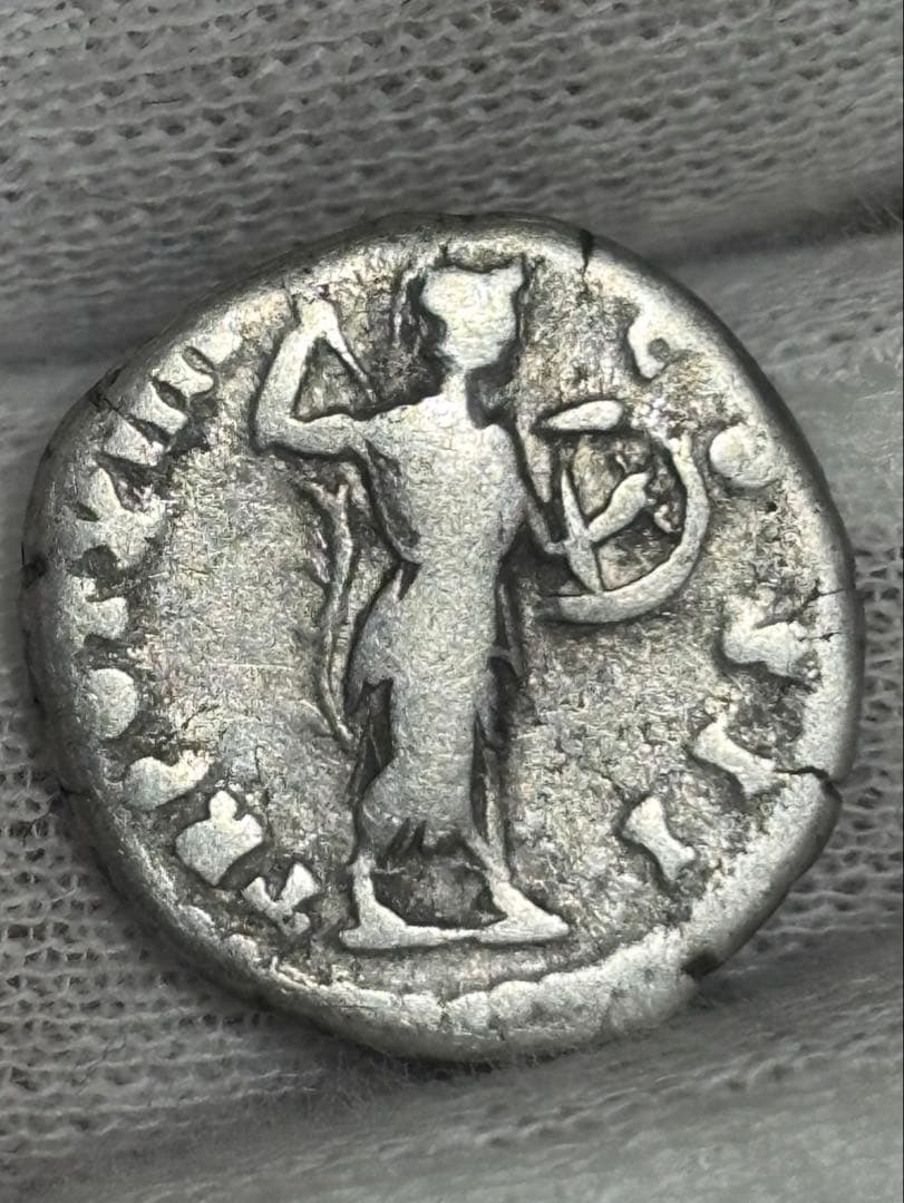 [真正品・銀質保証]K50 ローマ帝国　138-140年　デナリウス銀貨　初期型