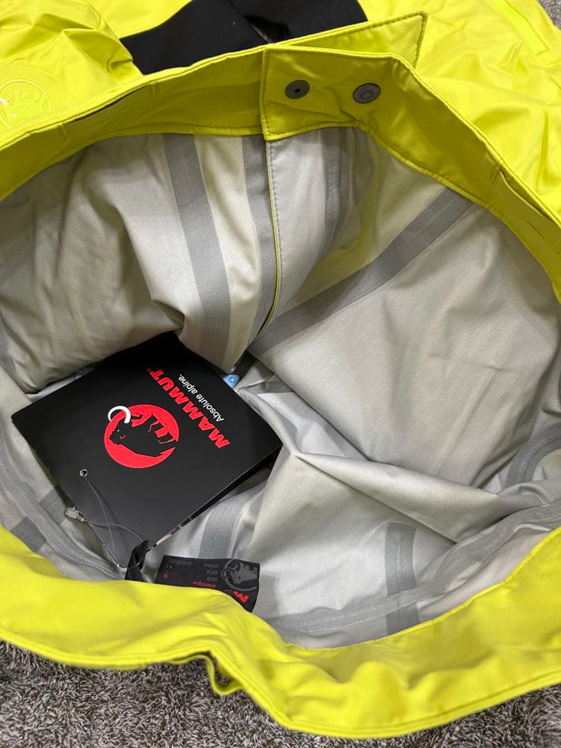 ☆新品タグ付☆ マムート　スノーシャワーパンツ　メンズ　Mサイズ