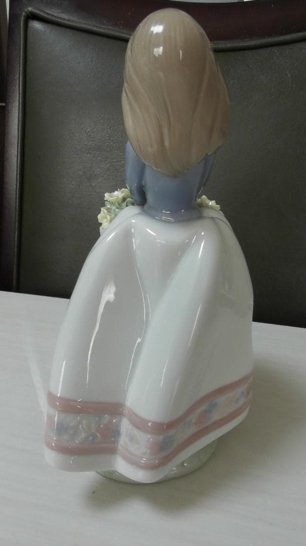 LLADRO　リヤドロ【五月の花】３　リアドロ　インテリア　陶器　 L417