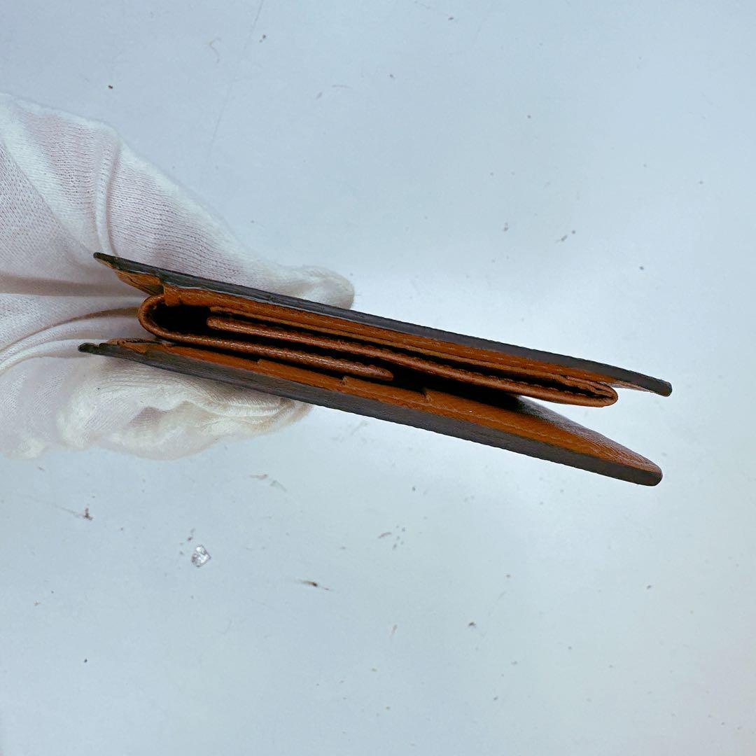 ルイヴィトン　モノグラム　二つ折り財布　ポルトフォイユマルコ