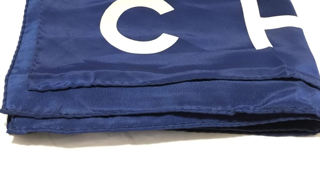 CHANELスカーフ シルク ネイビー ホワイト86cm