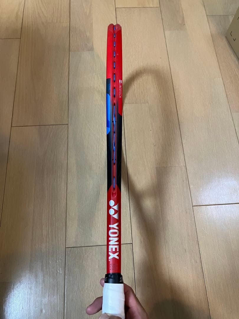 Yonex Vcore100 2023 グリップ2 (ポリツアープロ貼り立て)