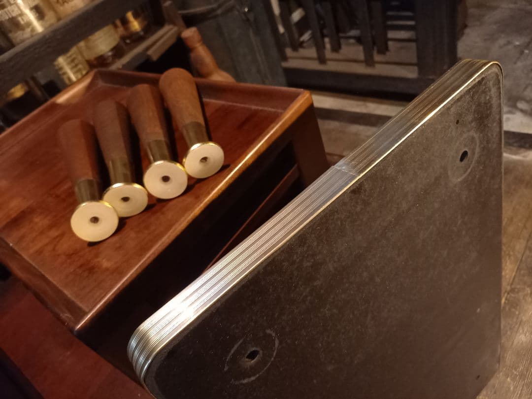 レア　レトロ　ポップ　スペースエイジ　フレーク　デザイン　赤　サイド　テーブル