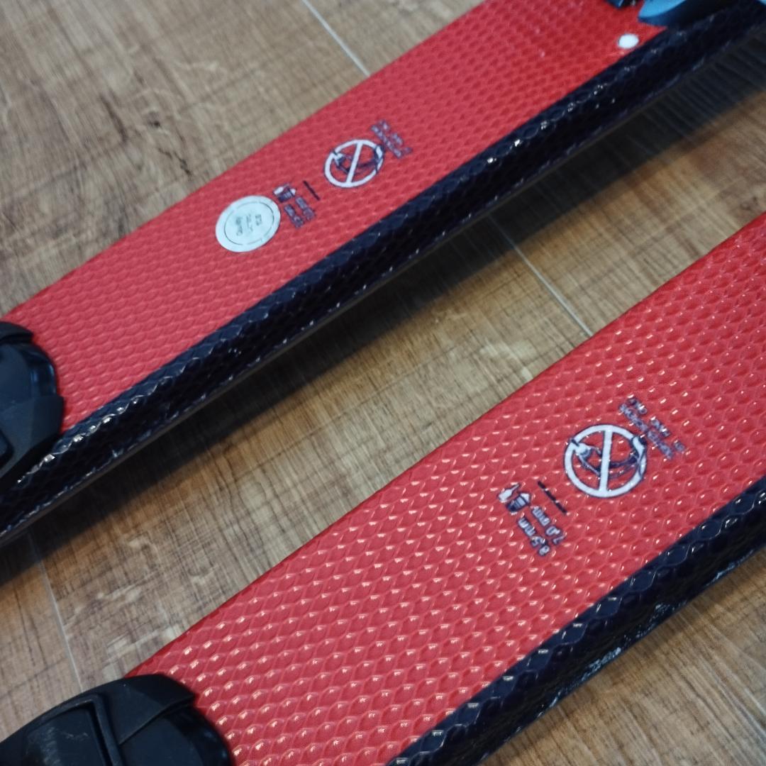 ATOMIC アトミック RACE8 スキー 板 140cm Jr