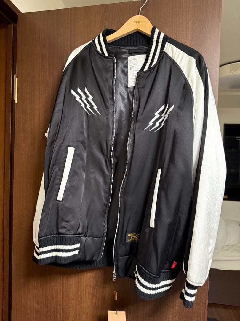 wtaps V=Aジャケット