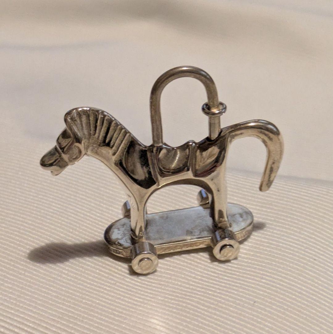 HERMES シルバーキーホルダー