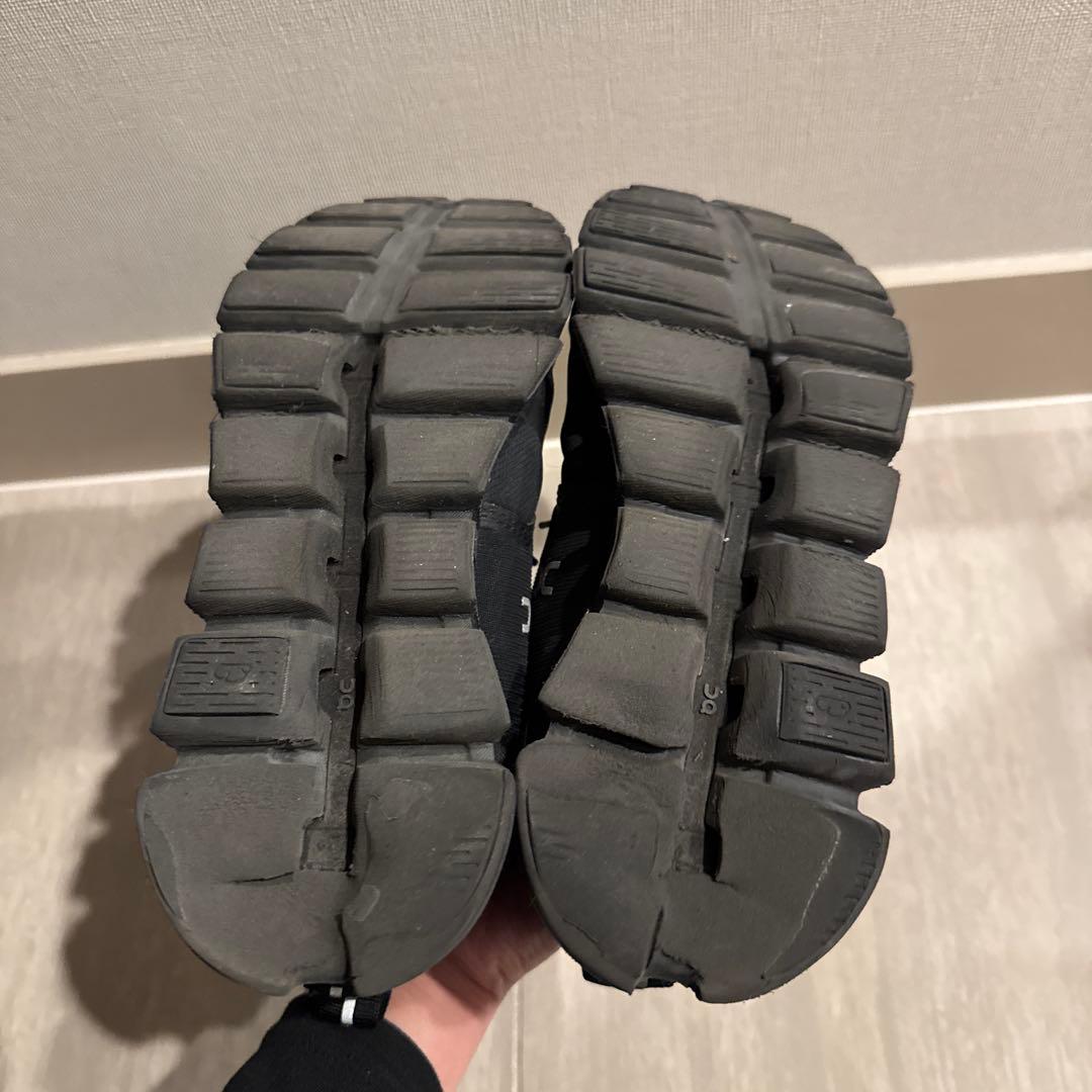 On （オン）レディース　スニーカー