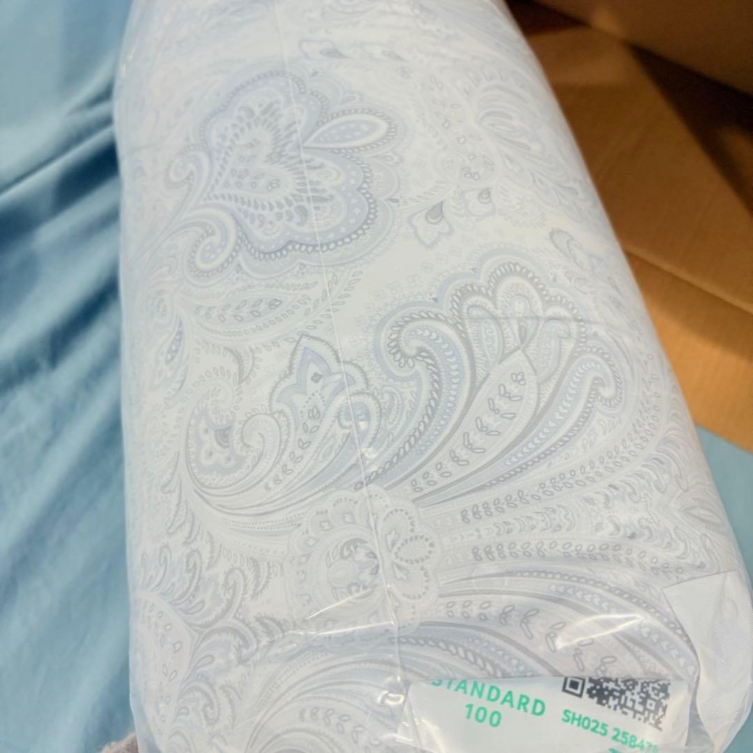 02新品未開封　羽毛布団　170cmx200cm 掛け布団　100％羽毛