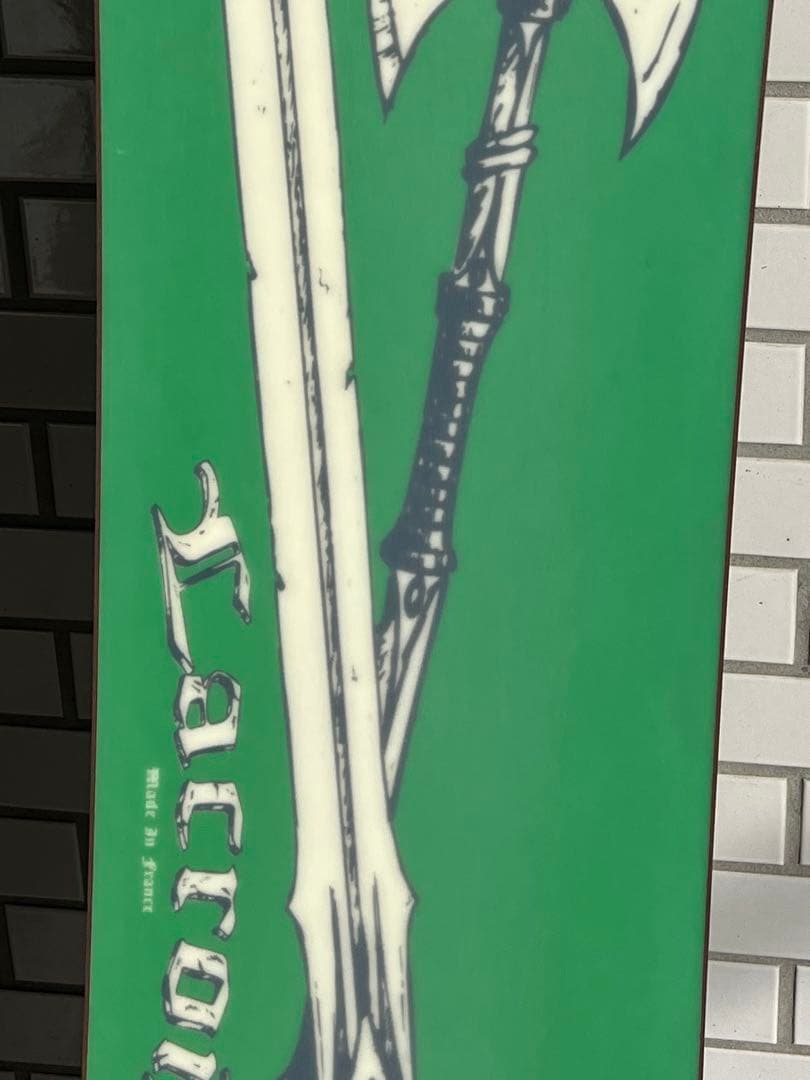 セール！ Lacroix スノーボード 板　黒ゴールド 1/2 after 9