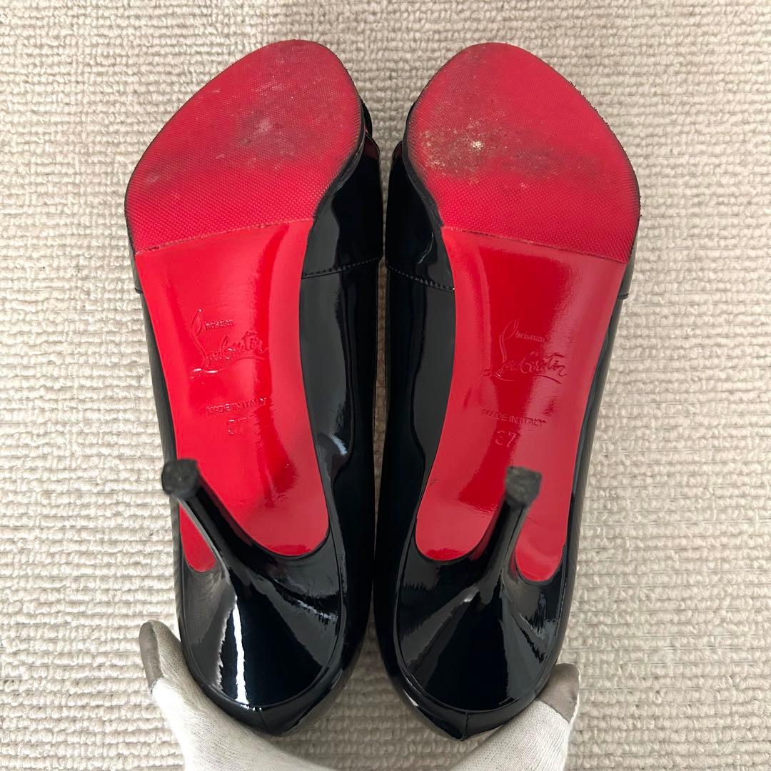 クリスチャン ルブタン パンプス オープントゥ エナメル 黒 24cm 37