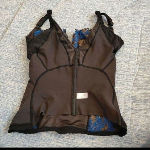 乃南　マルコロングブラジャーE70