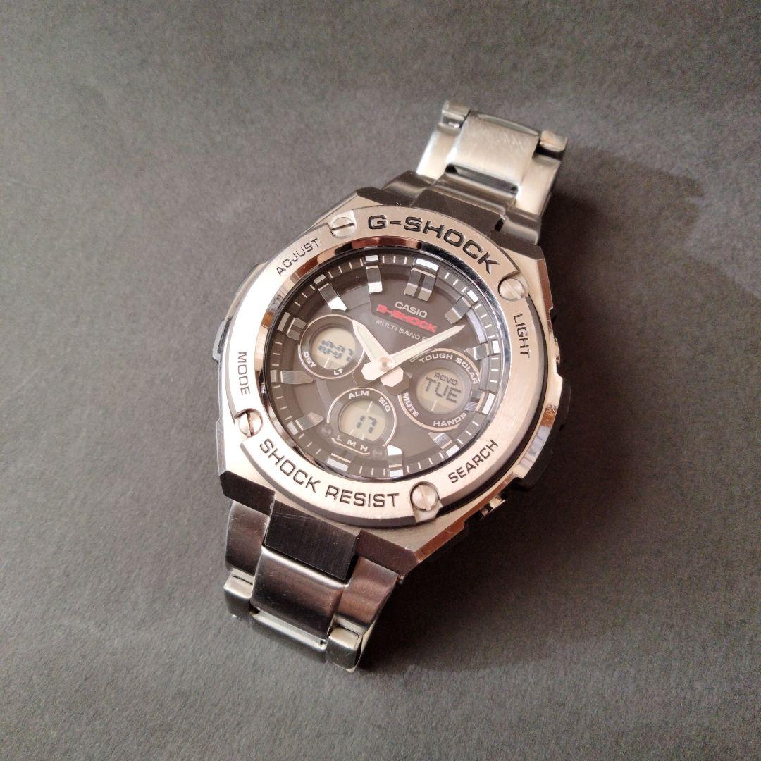 CASIO G-SHOCK GST-W310D電波ソーラー　タフソーラー