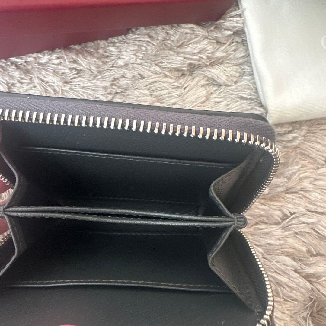 GUCCI グレー GGパターン 二つ折り財布