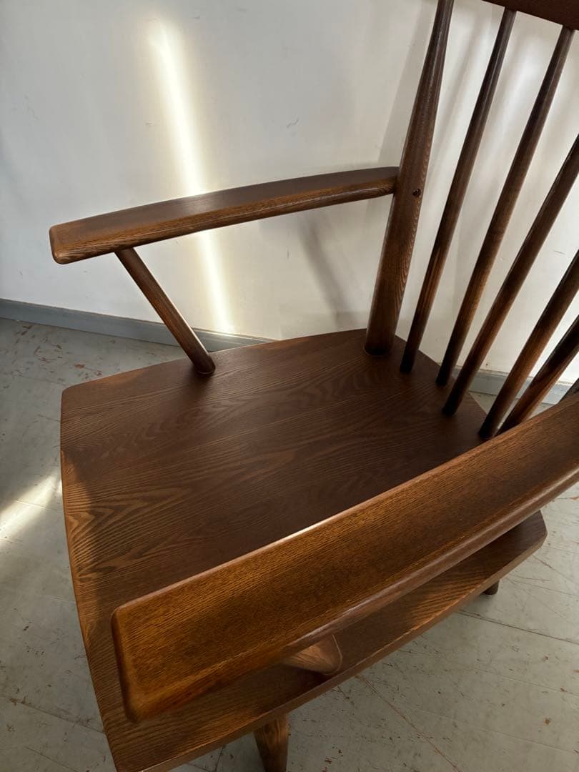 ナガノインテリア　ダイニングチェア　SKC069ー0WB 回転式　1