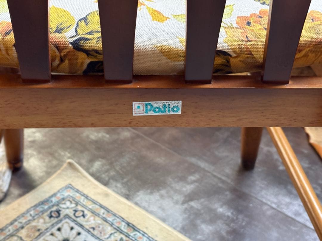 希少　レトロ　ヴィンテージ　ビンテージ　花柄座面　スポークチェア　2脚　IZ