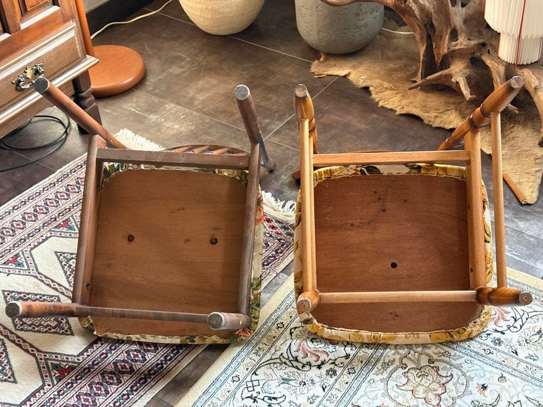 希少　レトロ　ヴィンテージ　ビンテージ　花柄座面　スポークチェア　2脚　IZ