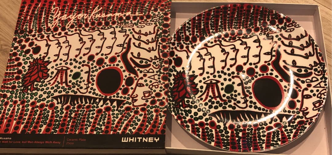 草間彌生　　　海外美術館限定　ソーサー　プレート　　皿