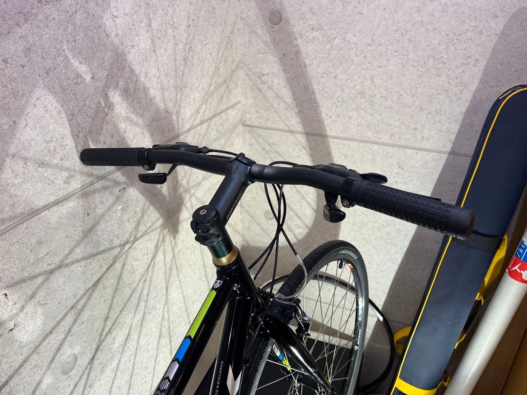 TREK FX7.2 ブラック クロスバイク