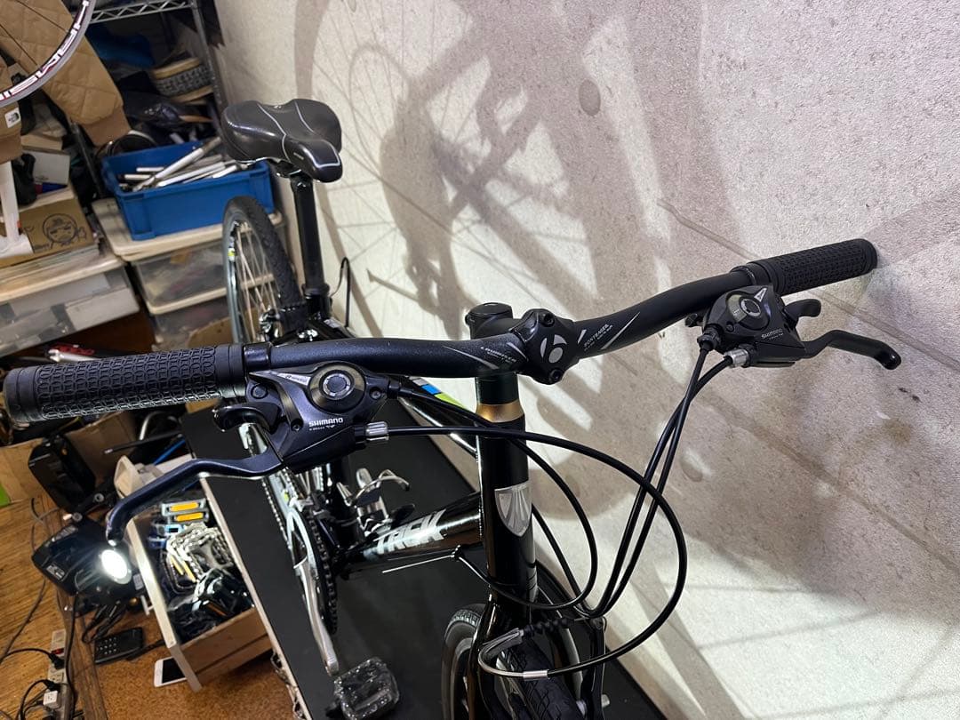 TREK FX7.2 ブラック クロスバイク