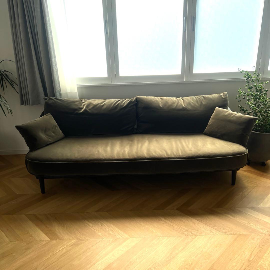 け*ろ様 ガルト ソファー 3人掛けソファー フロアソファー 木脚 天然木 北欧