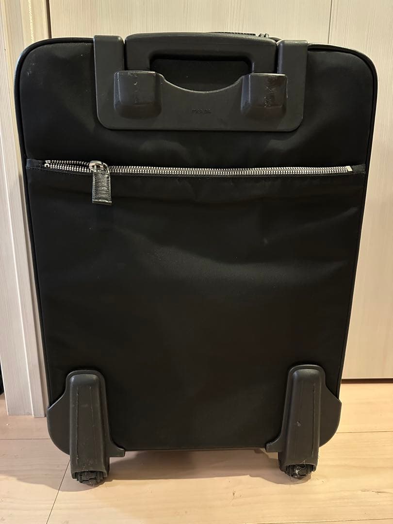 PRADA キャリーバッグ スーツケース