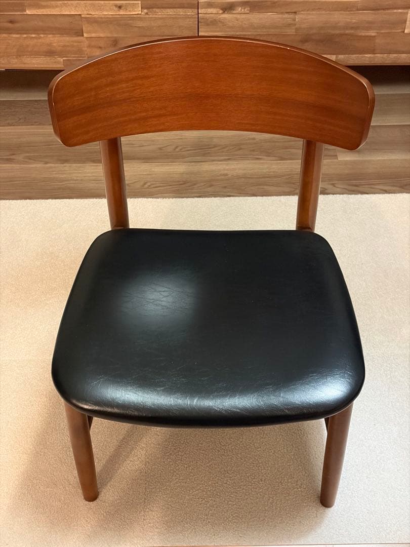 カリモク60 Tチェア