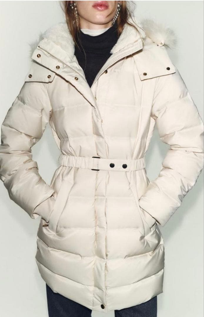 新品タグ付　今期　ZARA ベルト付き撥水加工ダウンコート