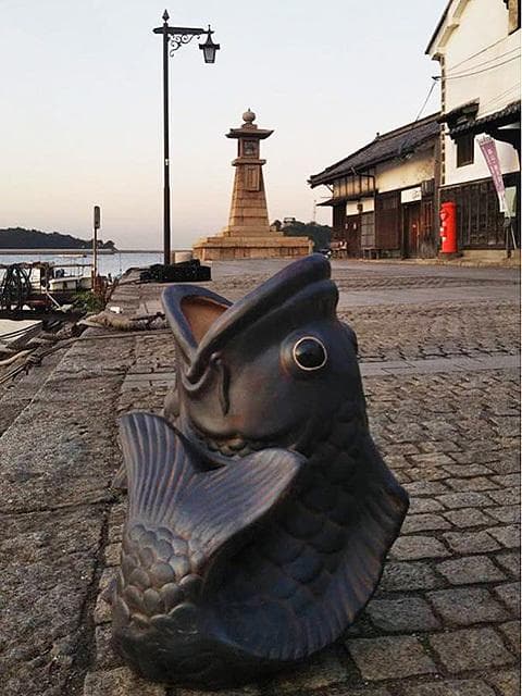 鯉の傘立て/陶器製/鯉の傘置き/置物/鯉/コイ/玄関オブジェ