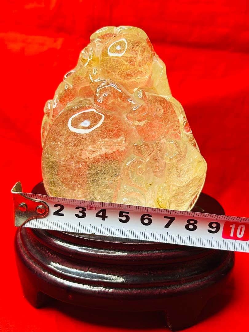 水晶 魚彫刻 約10cm 木製台座付き