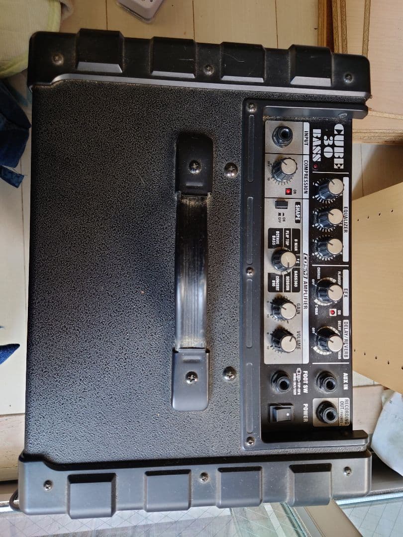 k*w様 【名機】Roland CUBE-30 BASS ベースアンプ 動作確認