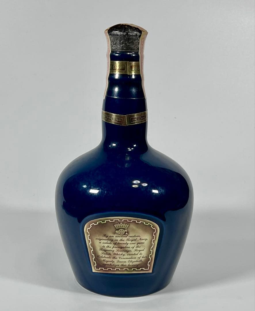香心様ご検討中　【古酒】ロイヤルサルート21年 青 陶器ボトル【未開栓】