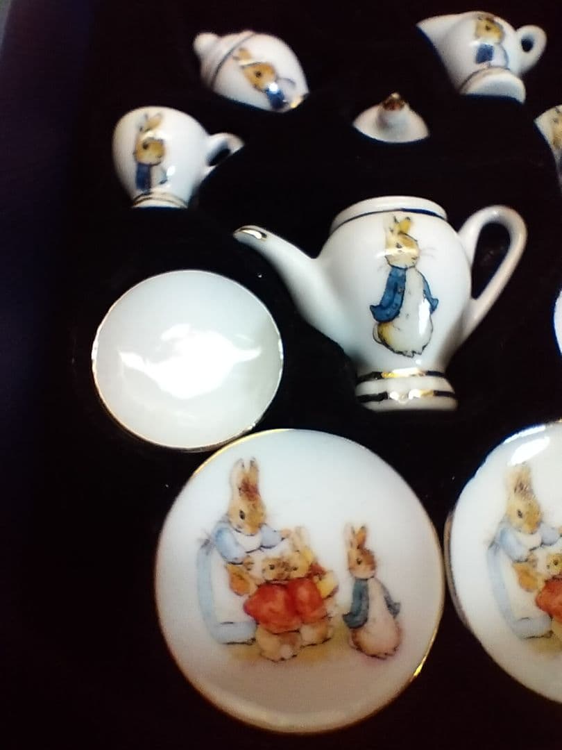 【新品未使用】Mini Porzellan Set ピーターラビット ティーセッ