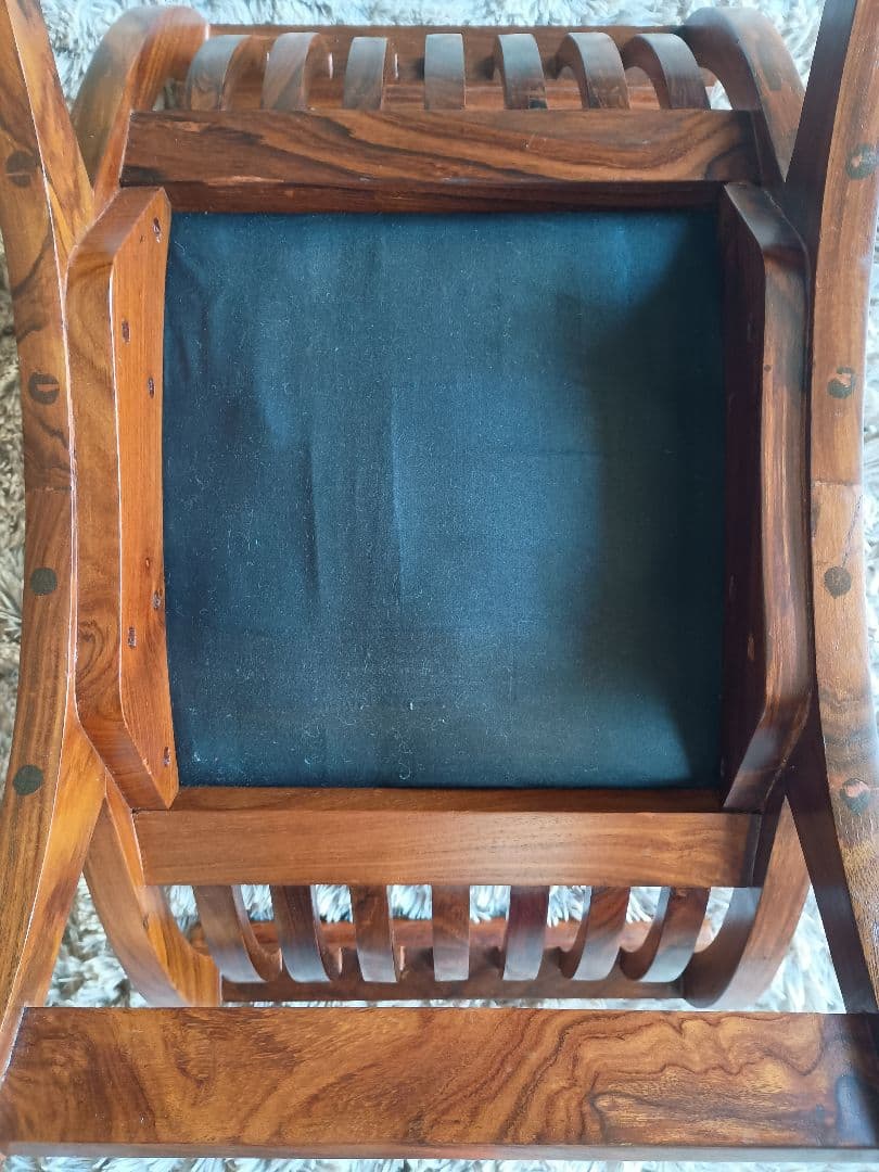 曲線が美しい優雅なクラブチェア オットマン