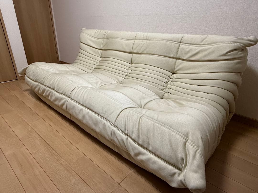 【値下げしました】リーンロゼ　3人掛けソファ