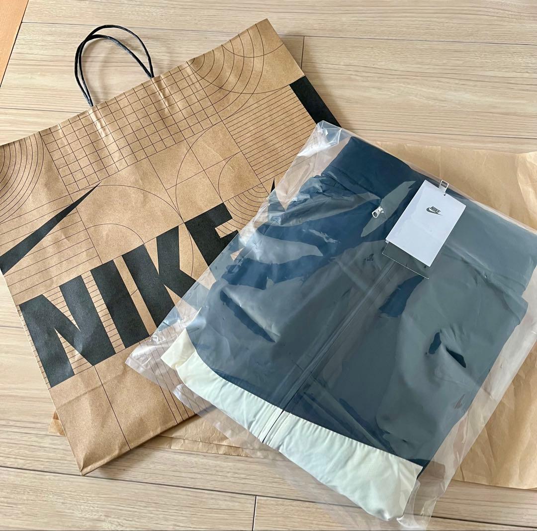 新品　NIKE 【ナイキ】ウーブンジャケット　Lサイズ【１着限定出品】