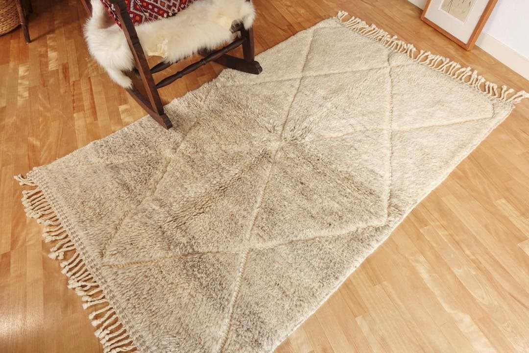 【モロッコ直輸入】ベニワレン手織りラグ　一点物