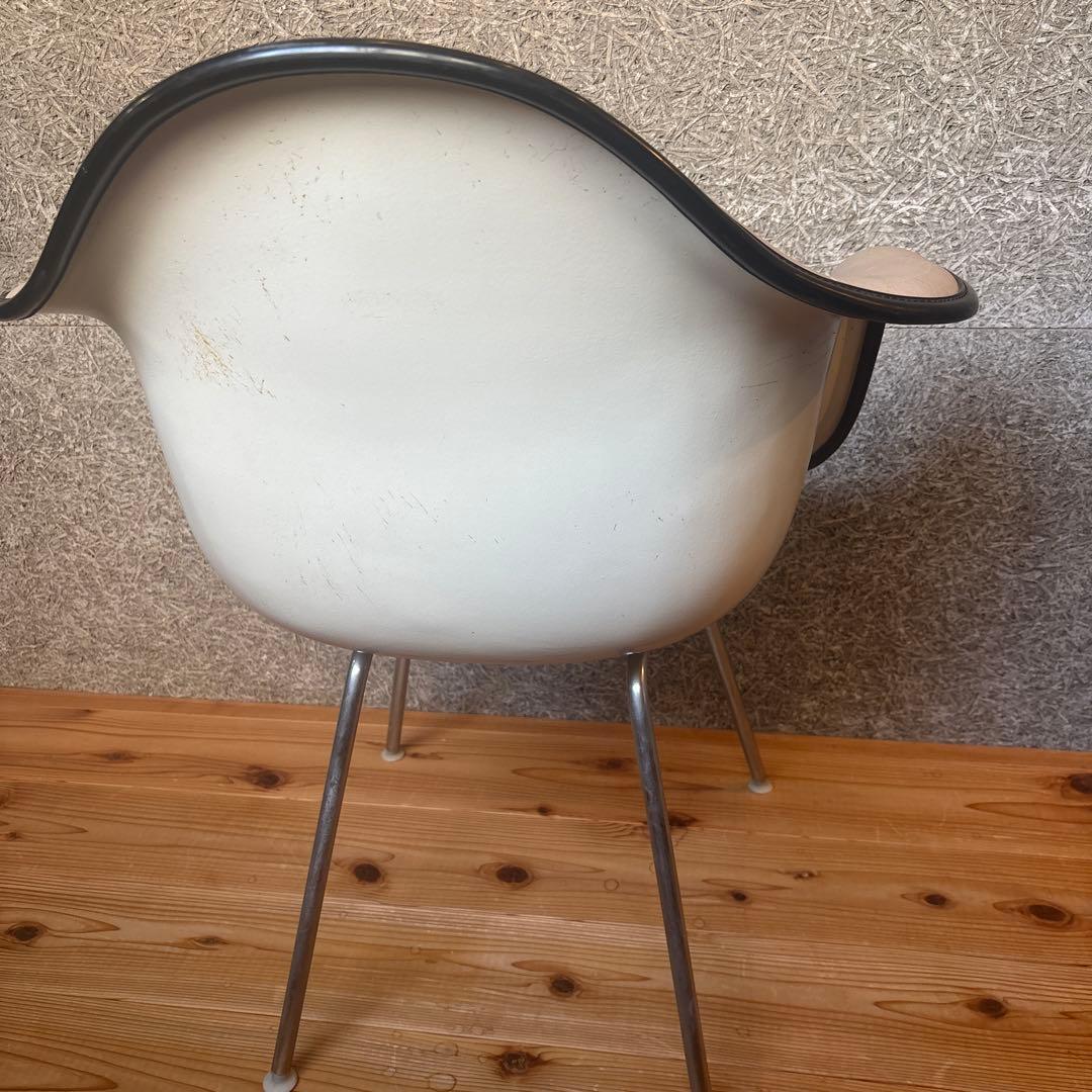 イームズ　アームシェルチェア　ハーマンミラー