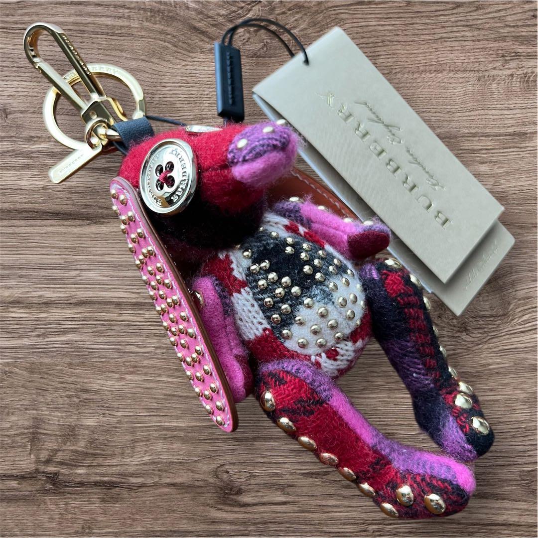 新品未使用 BURBERRY ウサギ ドッグ チャーム キーリング キーホルダー