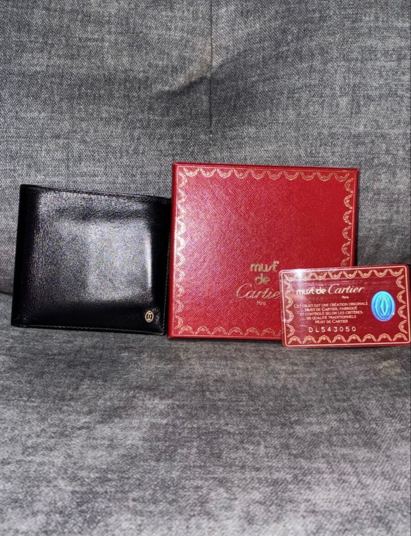 Cartier カルティエ パシャ レザー 二つ折り 財布 ブラック #s17