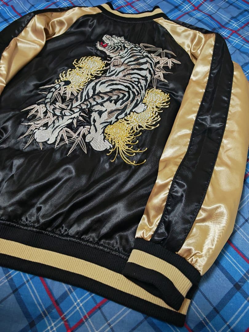 Japanese tradional 日本限定 虎 スカジャン サテン