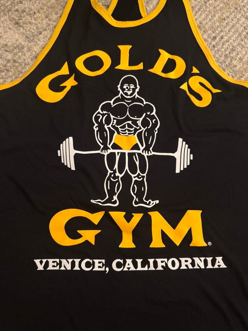 ゴールドジムストリンガータンクトップ　LAベニスロゴ入り