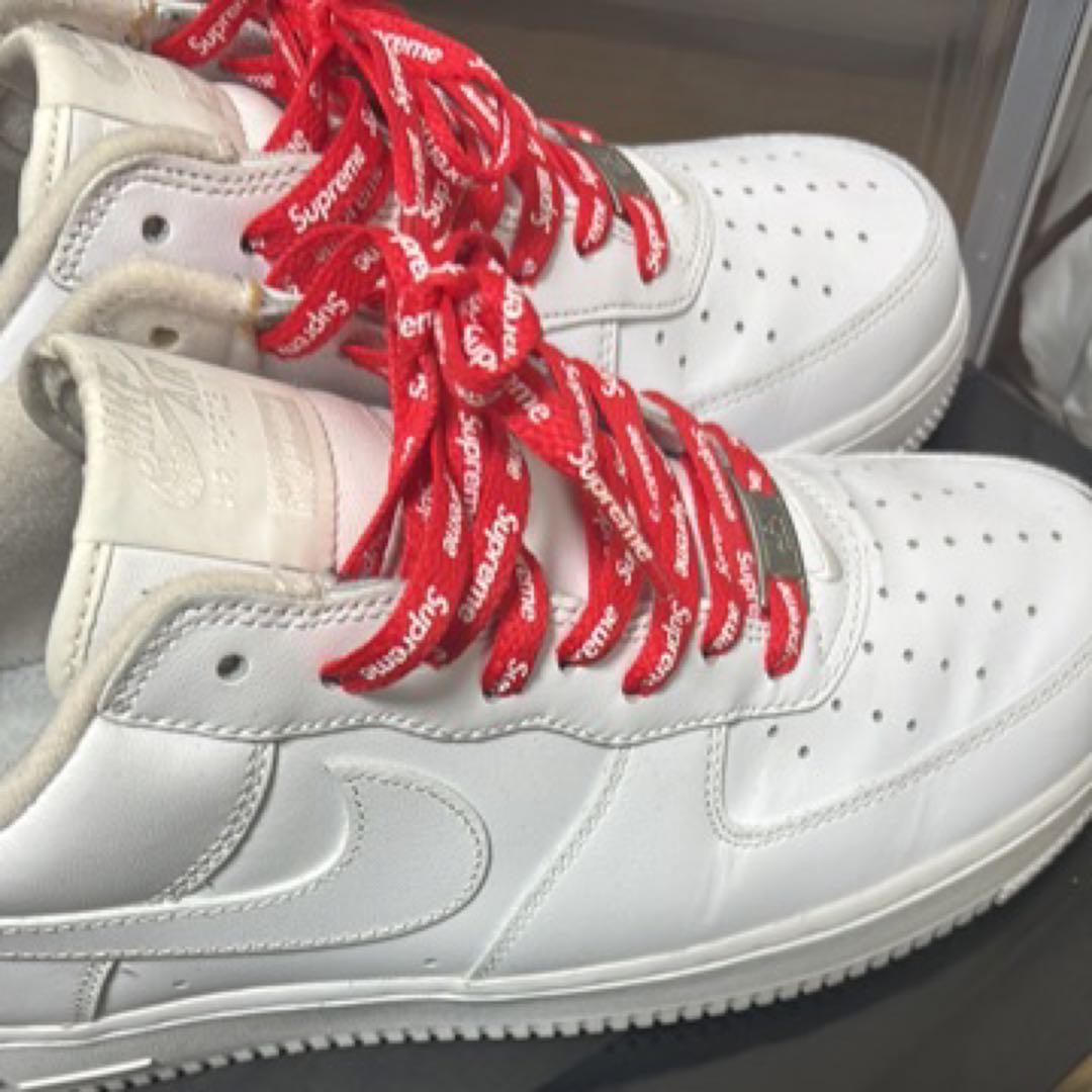 Nike Air Force 1 スニーカー ホワイト/レッド　supreme