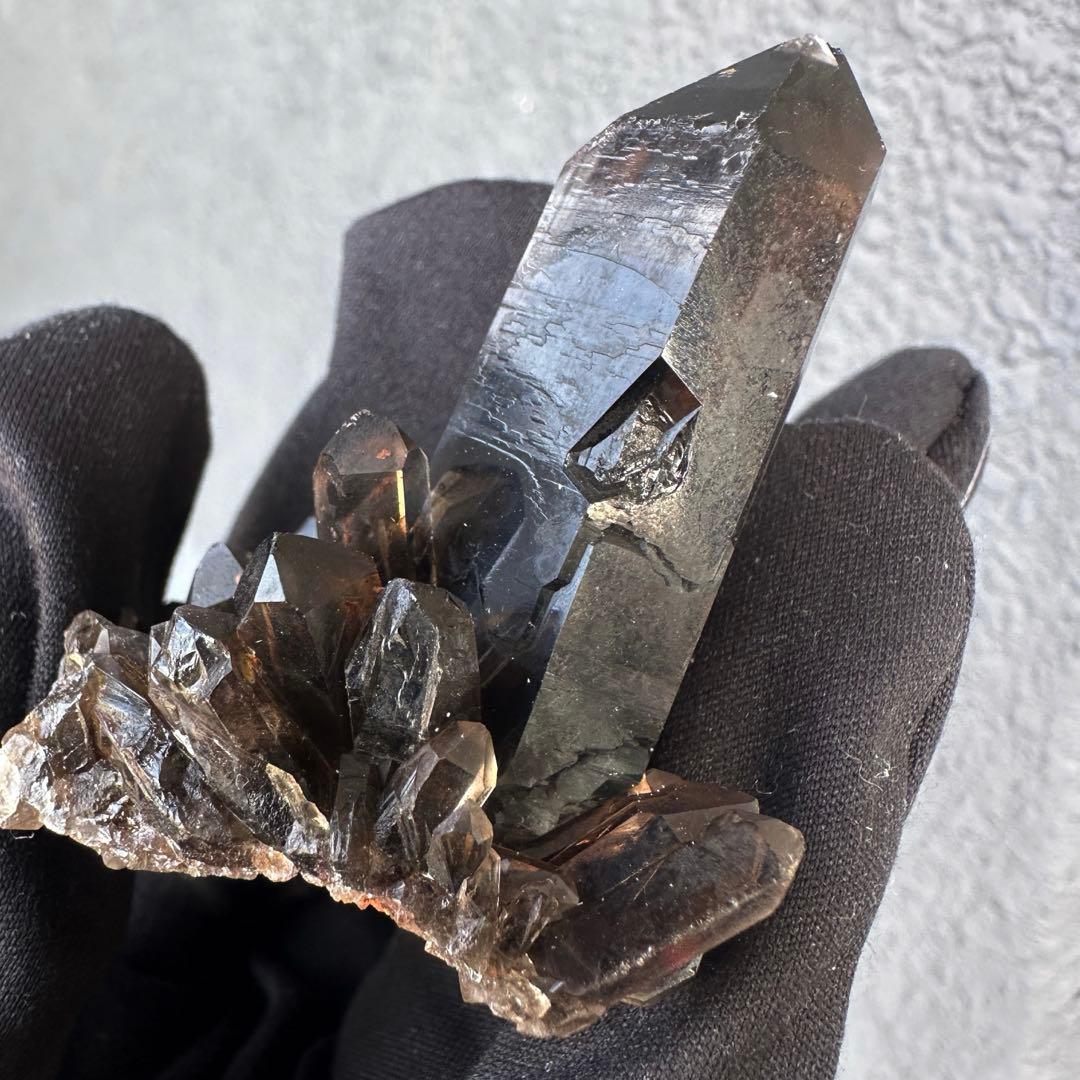 【最強魔除け】守護石モリオンスモーキークォーツ 原石クラスター 黒水晶A1534