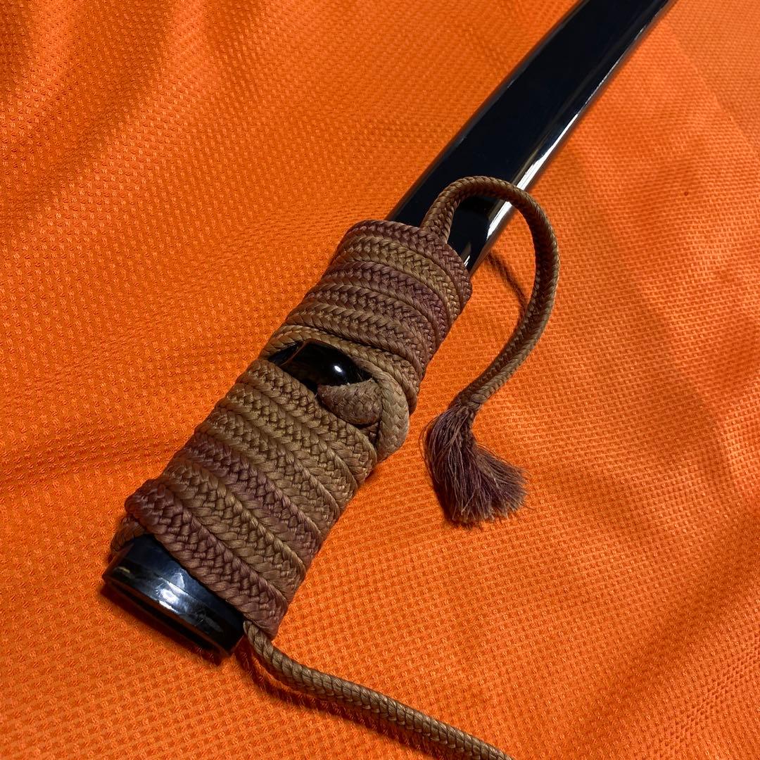 高級居合刀 黒柄黒鮫皮 木瓜透し丸鍔 濃紺呂鞘