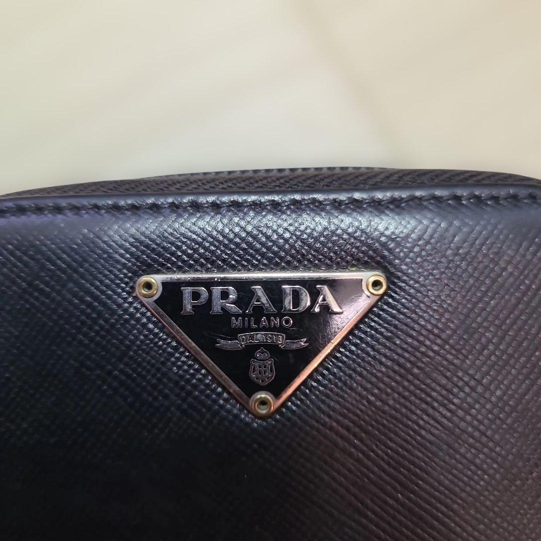PRADA　ケース　サフィーアーノレザー　三角ロゴ　黒