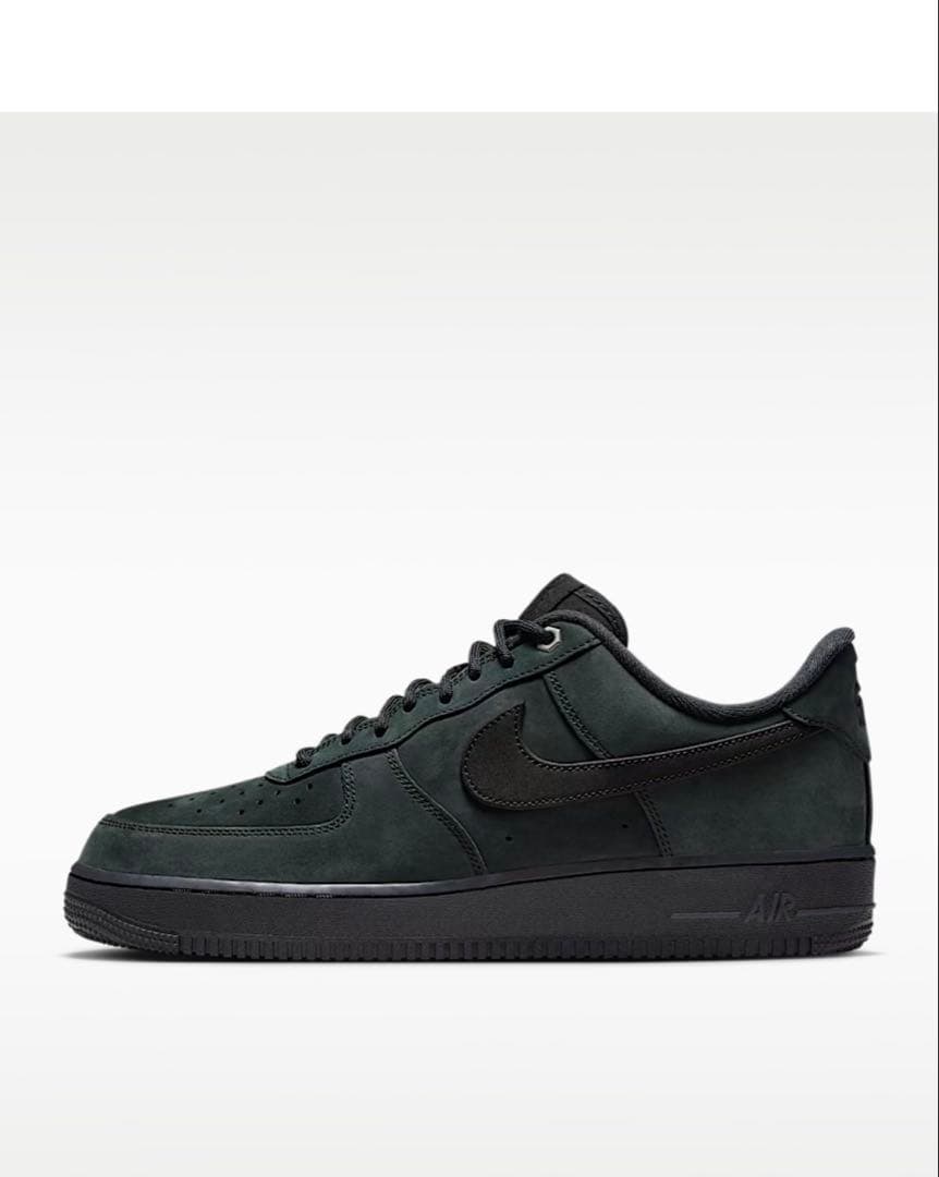 靴 Nike Air Force 1 '07WB