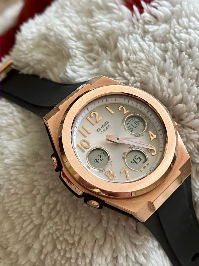 カシオ　CASIO 電波ソーラー腕時計　BABY-G