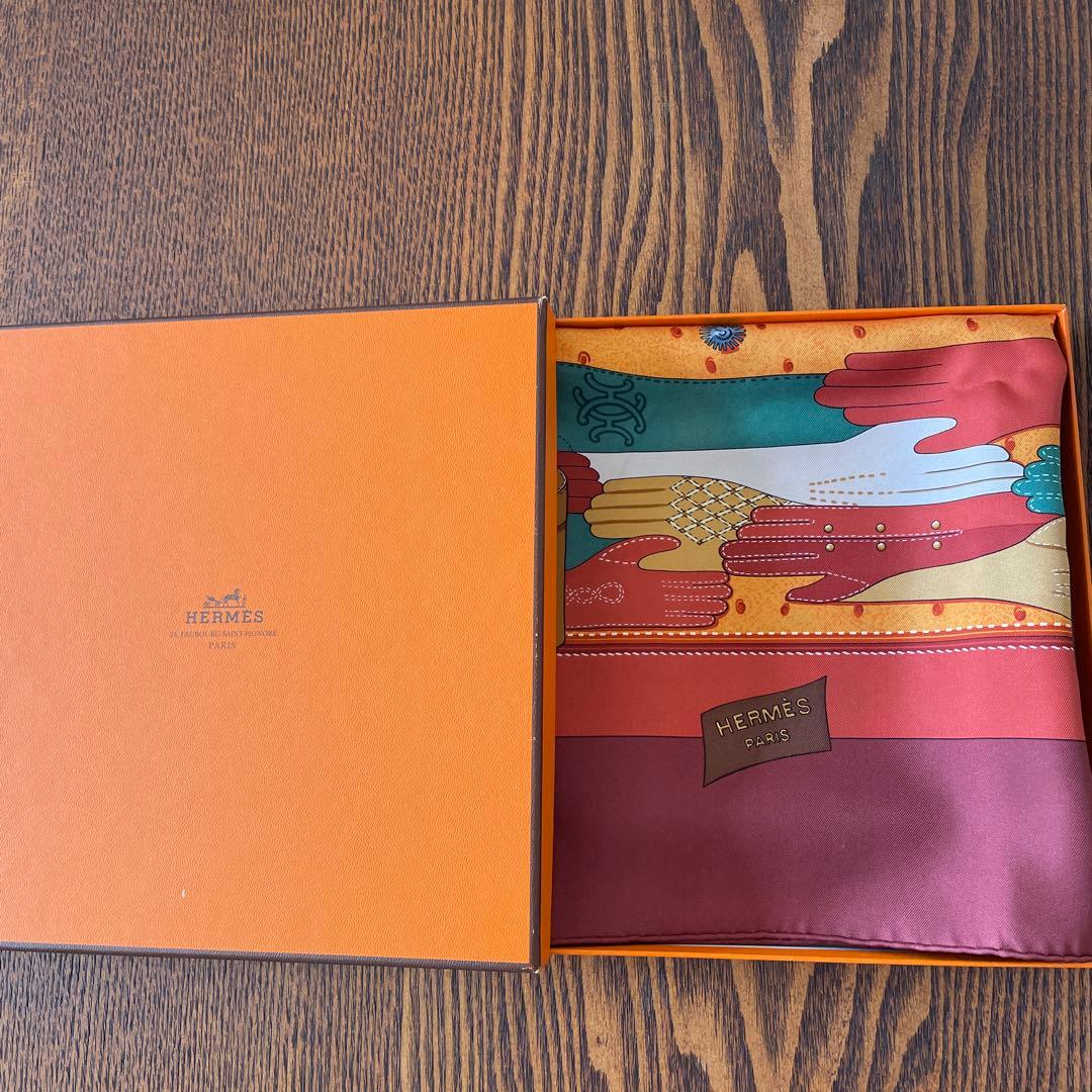 エルメス大判スカーフ