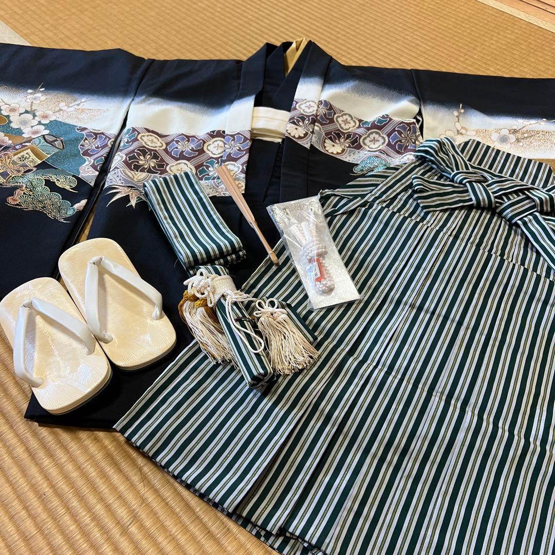 【極美品 大きいサイズ】伝統的な着物 緑とグレーと金糸のグラデーション