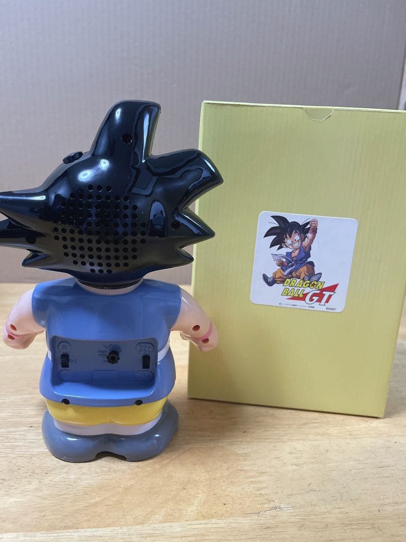 未使用保管品 ドラゴンボールGT孫悟 空時計 目覚まし時計